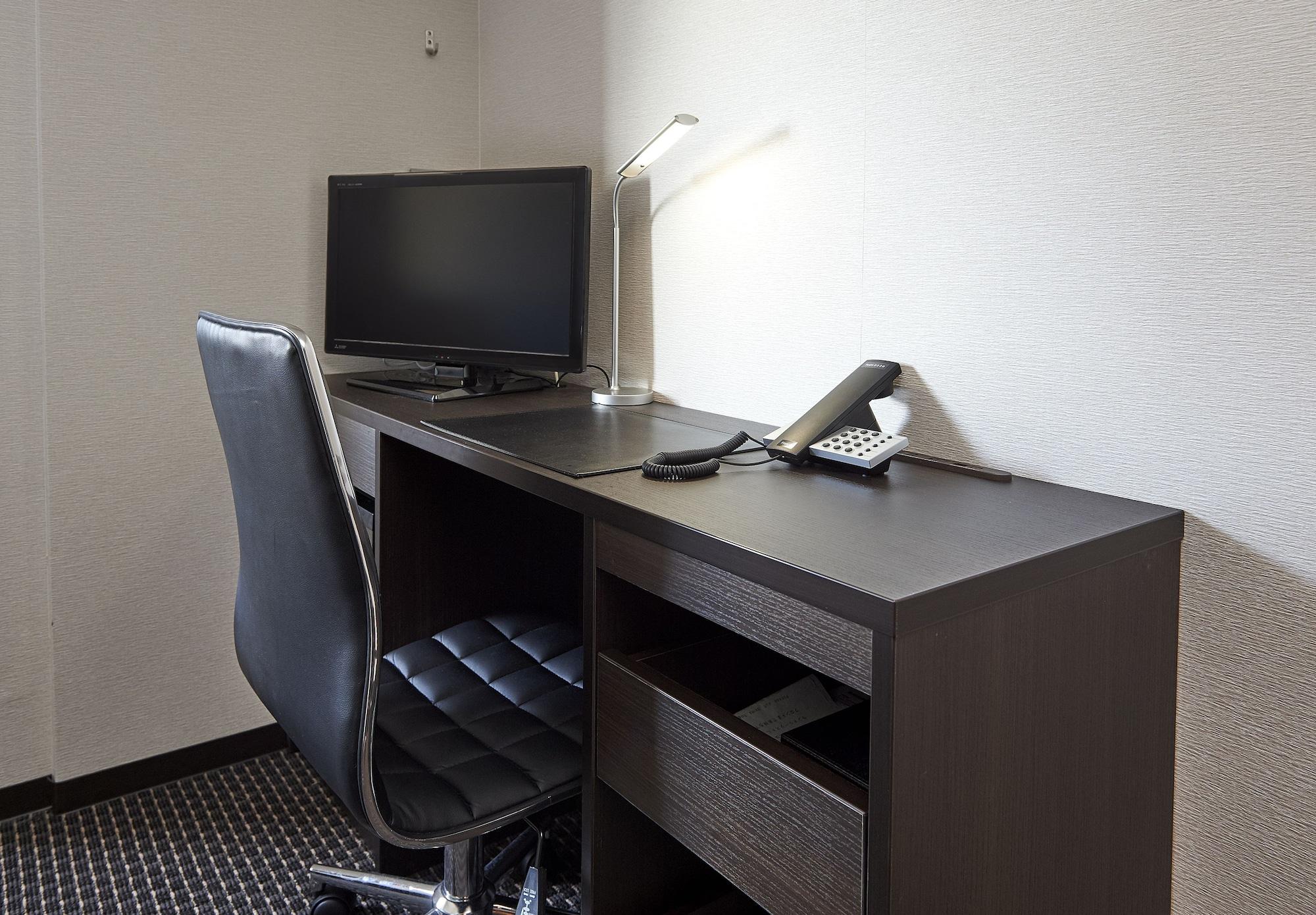 Hotel Consort Shin-Osaka Exterior photo