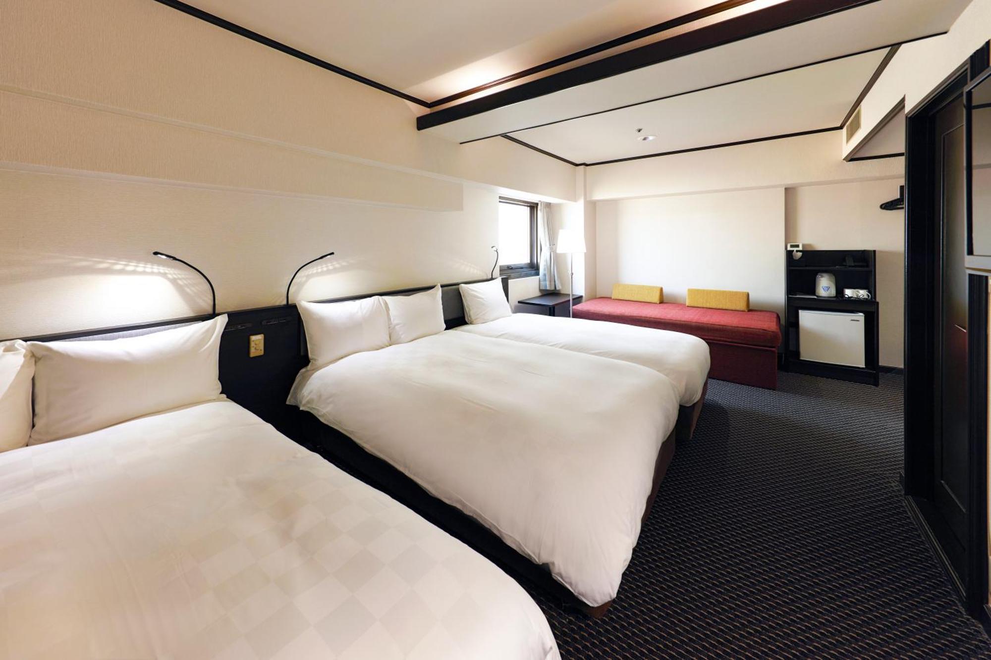 Hotel Consort Shin-Osaka Exterior photo